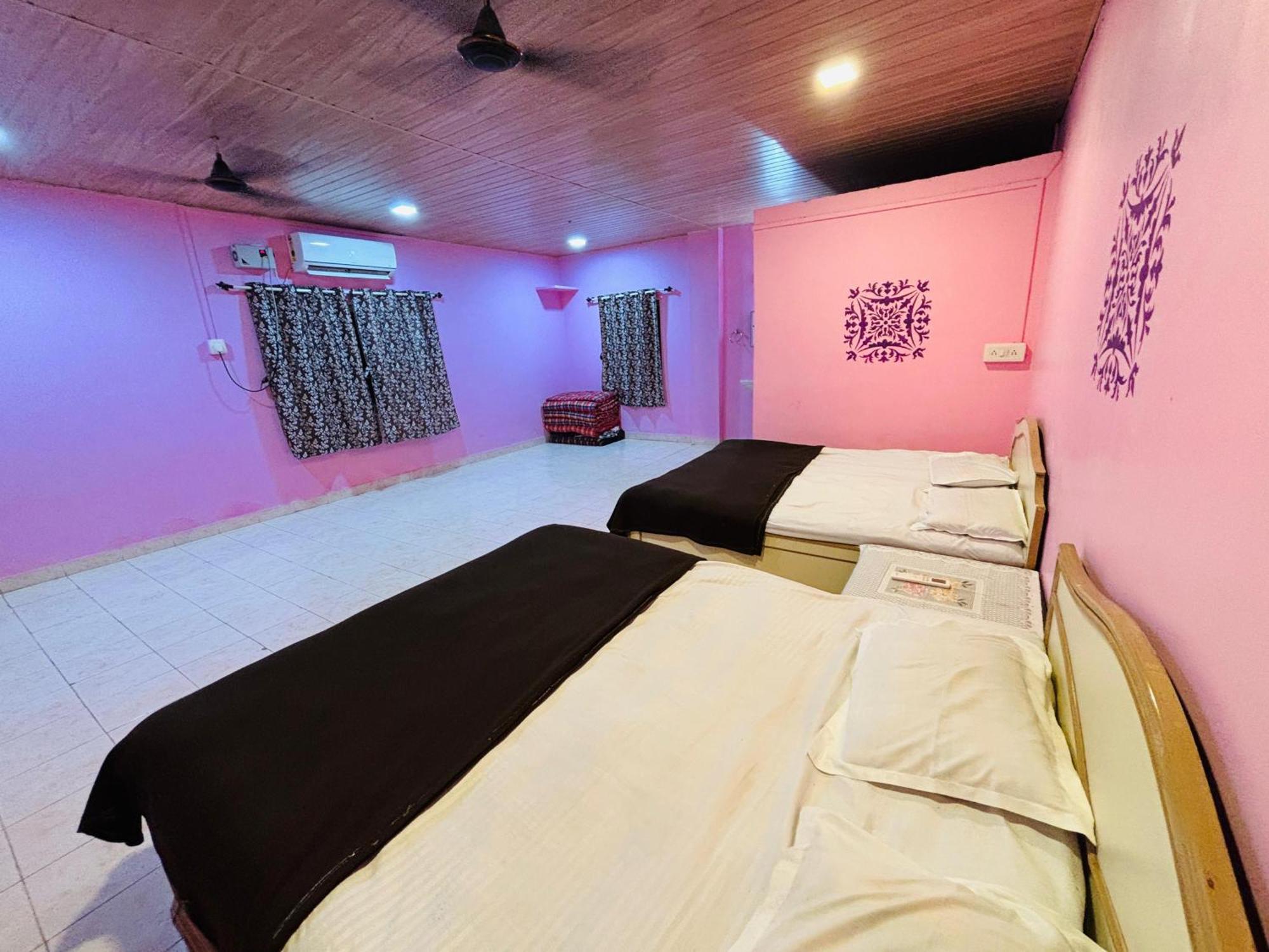 Stay On The Way Resort Mandwa Alībāg Exterior foto